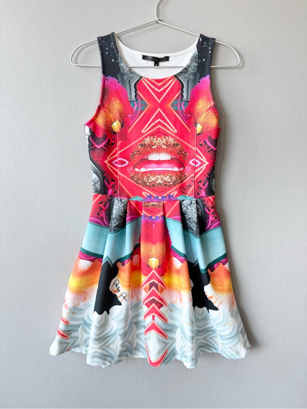 Philipp Plein Kaleidoscopic Print Sleeveless Skater Dress with Lip Motive